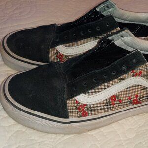 Vans Off the Wall girl shoes - size 6